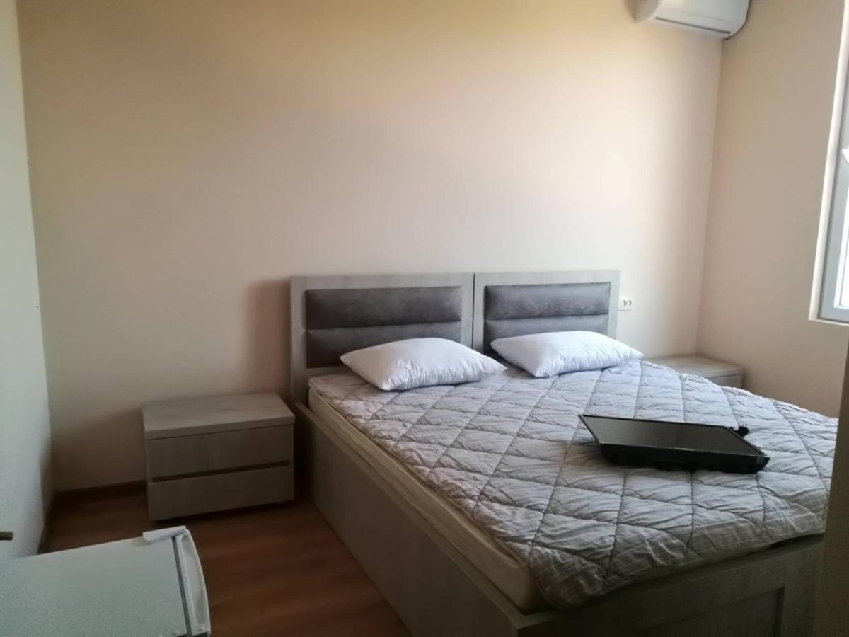 Mate'S Guest House Kobuleti Esterno foto