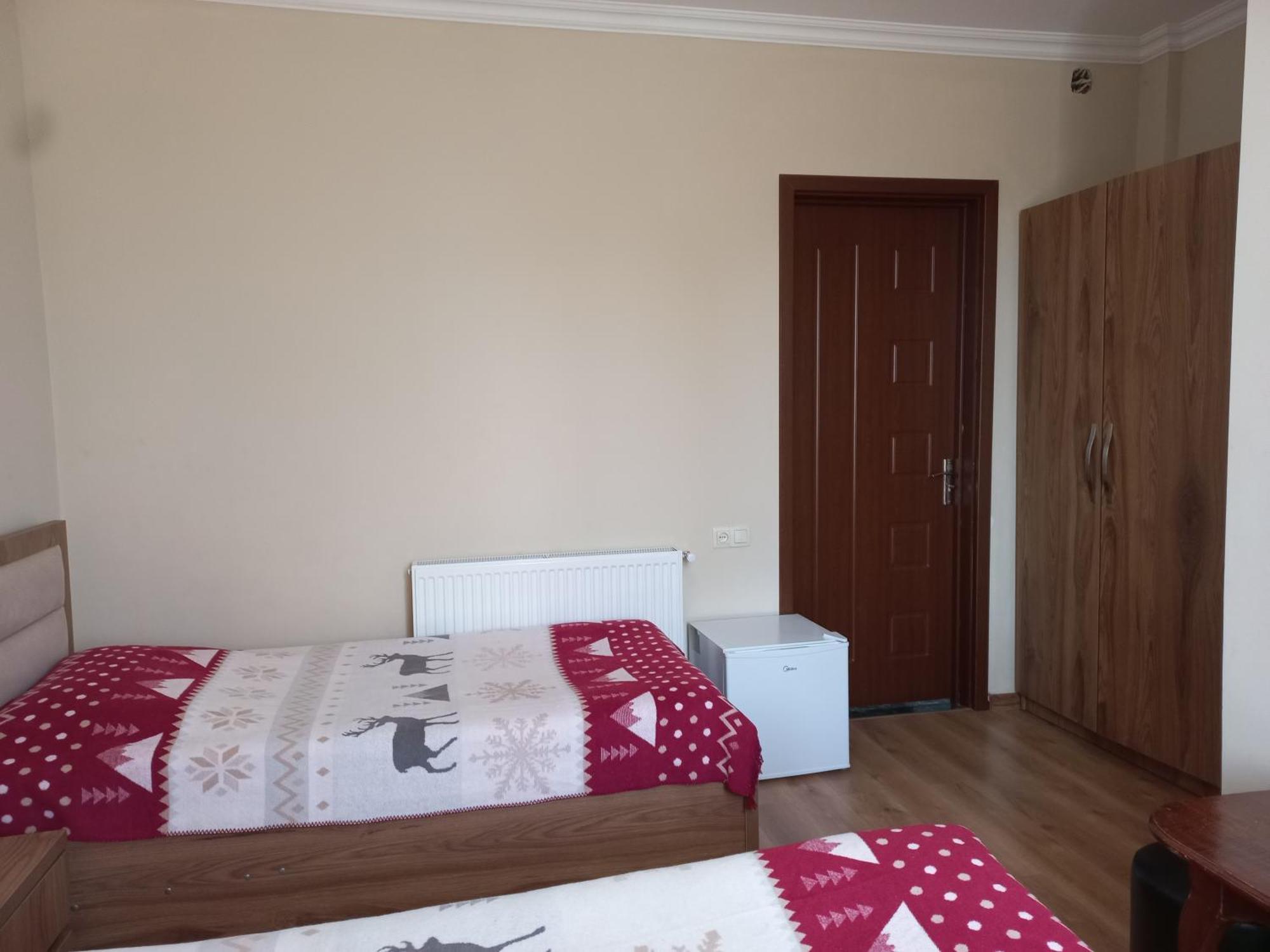 Mate'S Guest House Kobuleti Esterno foto